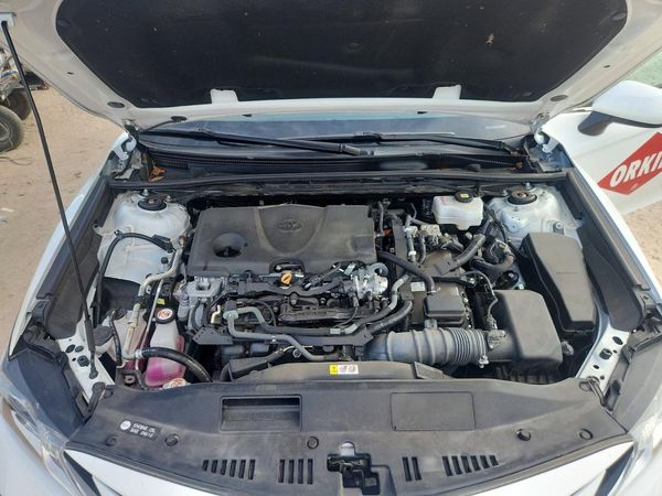 2024 TOYOTA CAMRY LE — Engine bay