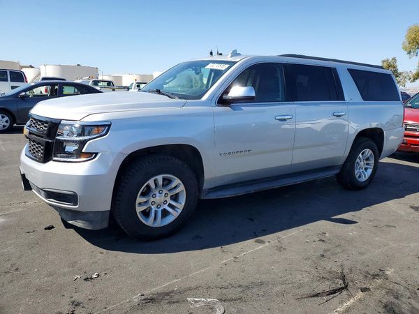 2018 CHEVROLET SUBURBAN — DSFA — Front 3/4