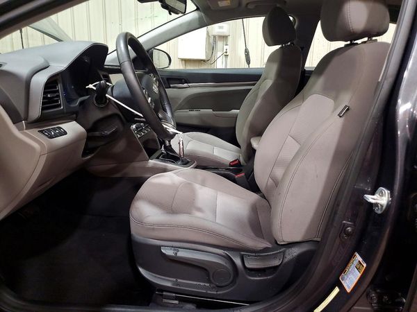 2020 HYUNDAI ELANTRA — DENT
