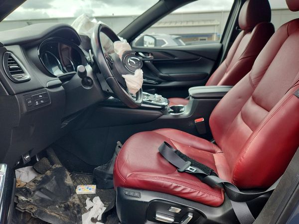 2021 MAZDA CX-9 Grand Touring — DENT