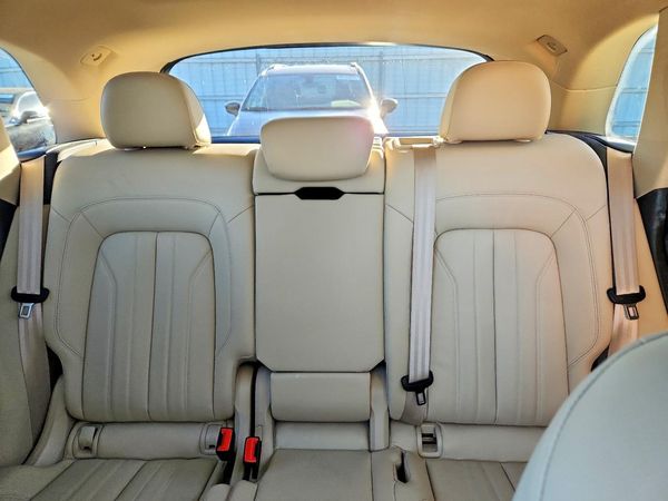 2018 AUDI Q5 quattro Premium Plus — SUVN