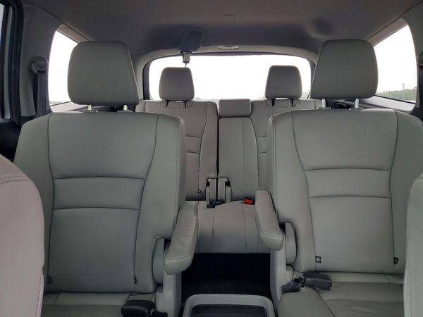 2020 HONDA PILOT TOURING-7 — SUVN