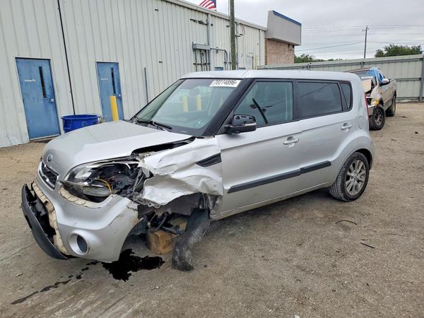 2013 KIA SOUL — DSFA — Front 3/4