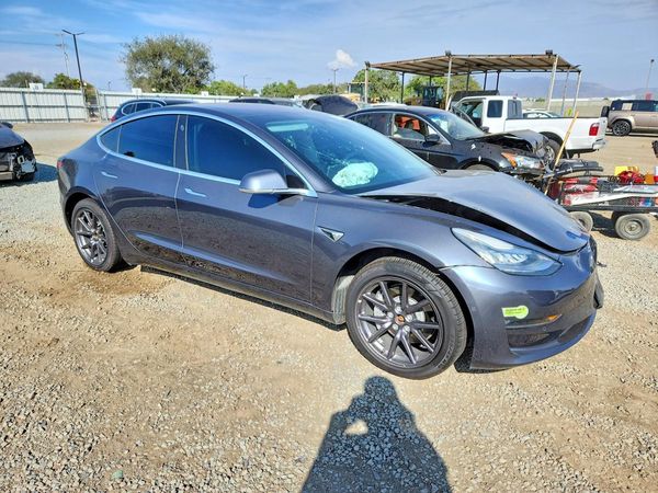 2018 TESLA MODEL 3 — Passenger 3/4