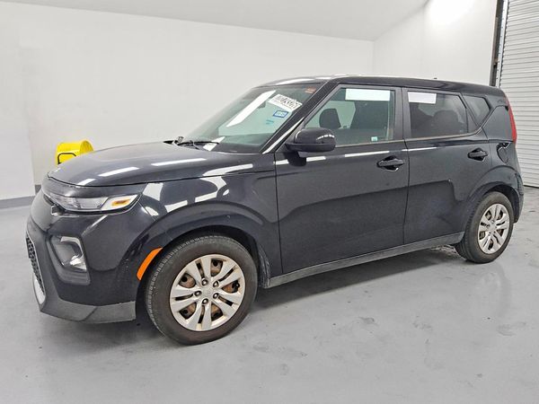 2021 KIA SOUL LX, S, X-Line — Front 3/4