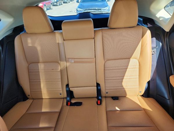 2017 LEXUS NX 200T 200t Luxury — SUVN