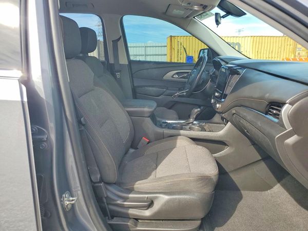 2018 CHEVROLET TRAVERSE LT — DENT
