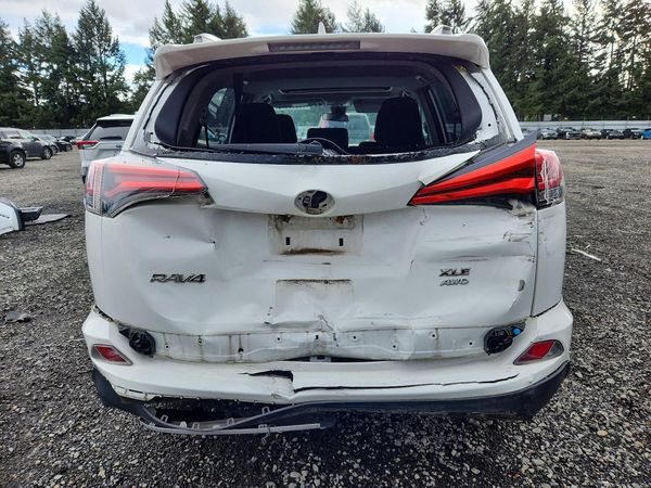 2018 TOYOTA RAV4 Adventure/XLE — DIRR