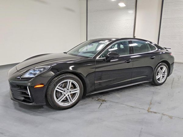 2025 PORSCHE PANAMERA — DSFA — Front 3/4