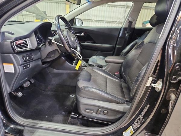 2017 KIA NIRO EX / EX Prem — DENT