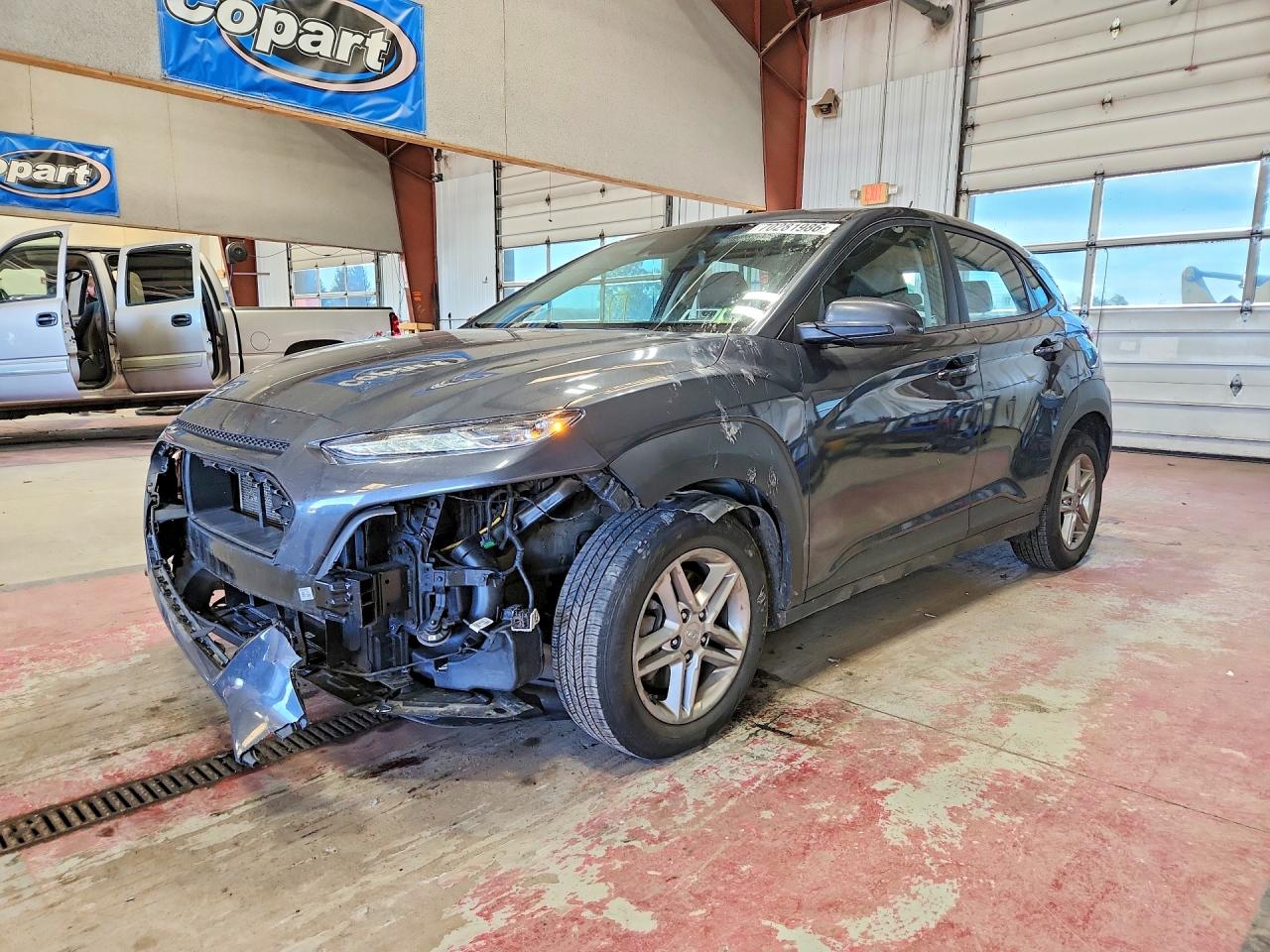 2021 HYUNDAI KONA SE — Front 3/4