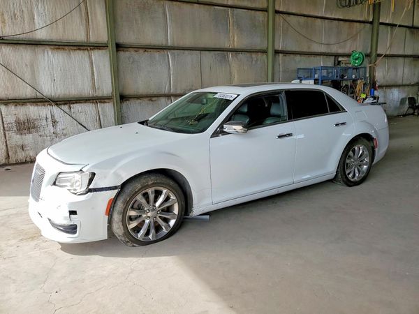 2018 CHRYSLER 300 — DSFA — Front 3/4