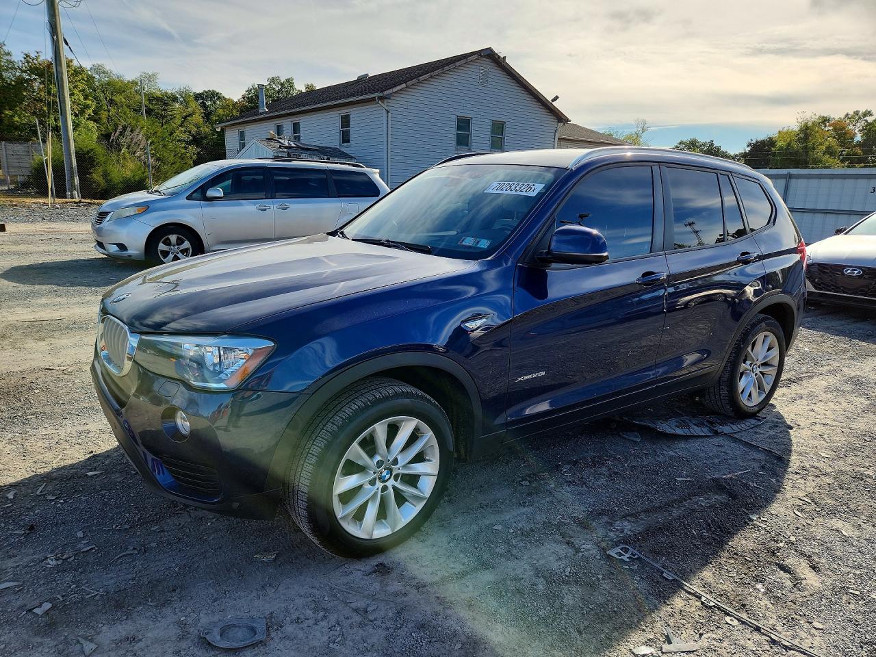 2015 BMW X3 xDrive28i — Front 3/4