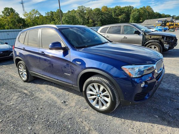 2015 BMW X3 xDrive28i — Passenger 3/4