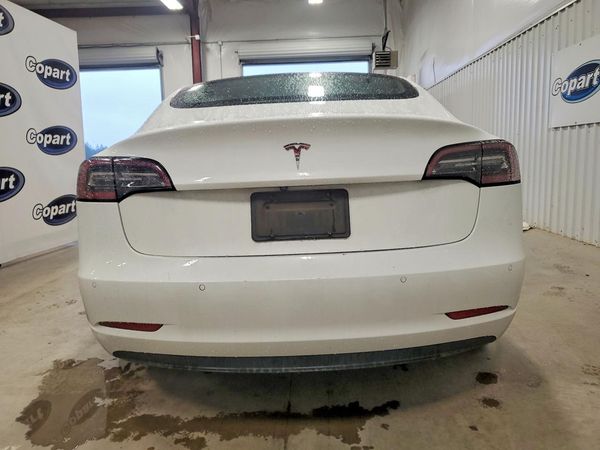 2022 TESLA MODEL 3 — DIRR