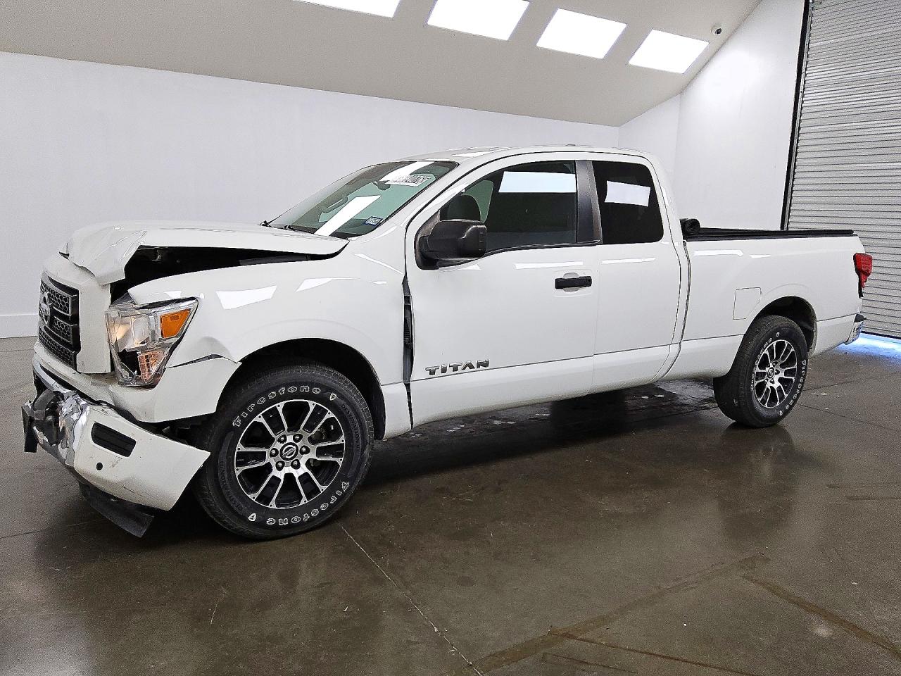 2022 NISSAN TITAN — Front 3/4