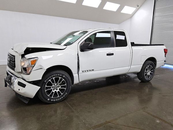 2022 NISSAN TITAN — DSFA — Front 3/4