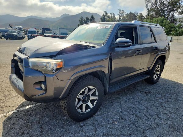 2015 TOYOTA 4RUNNER — DSFA — Front 3/4