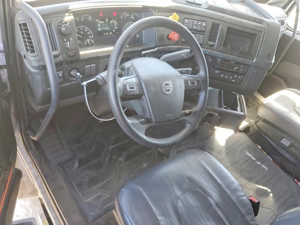 2022 VOLVO VNL — CKPT