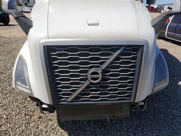 2022 VOLVO VNL — PSOE