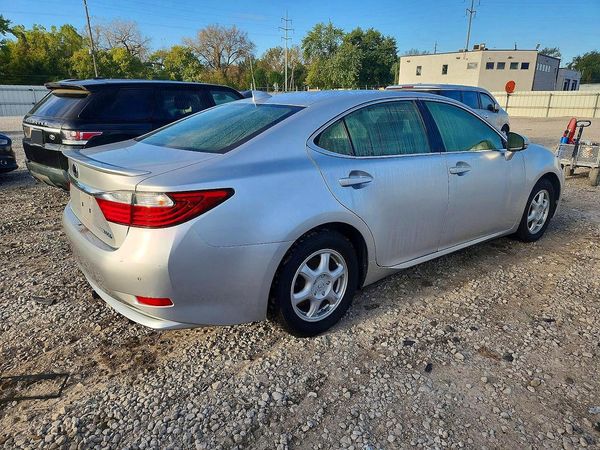 2015 LEXUS ES300 300h — PSRA