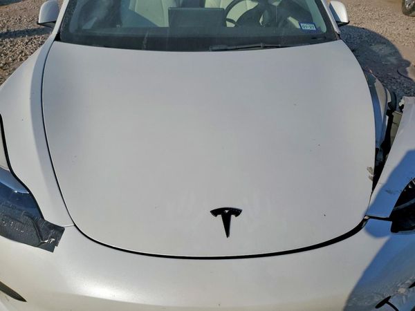2022 TESLA MODEL 3 — Engine bay