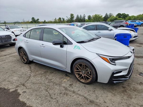 2024 TOYOTA COROLLA — Passenger 3/4
