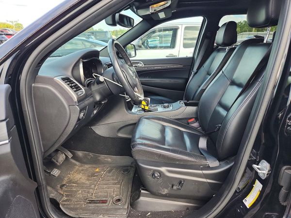 2019 JEEP CHEROKEE Limited — DENT