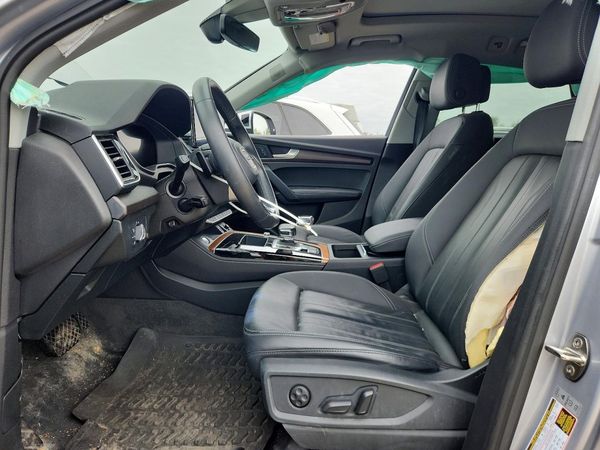 2022 AUDI Q5 — DENT