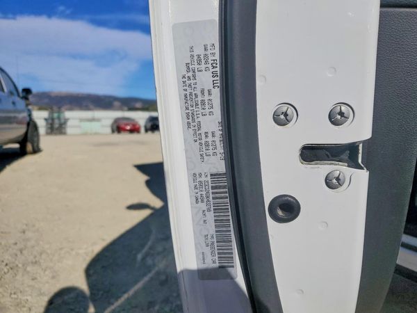 2019 DODGE CHALLENGER SXT — VINS