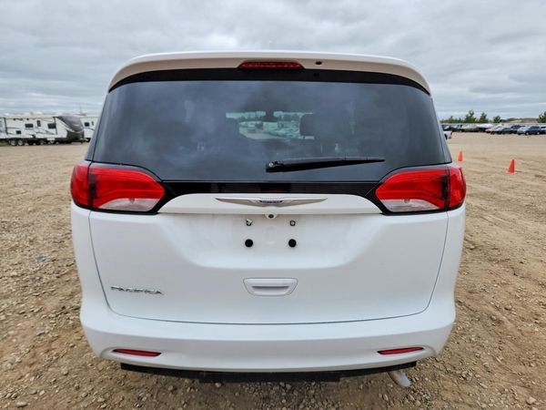 2017 CHRYSLER PACIFICA LX — DIRR