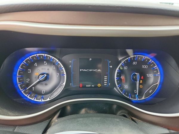 2017 CHRYSLER PACIFICA LX — ODOM