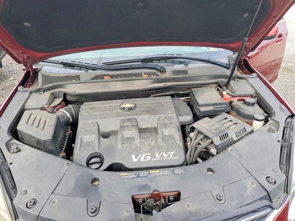 2016 CHEVROLET EQUINOX LT — Engine bay
