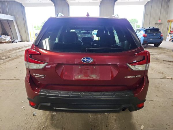 2021 SUBARU FORESTER Premium — DIRR