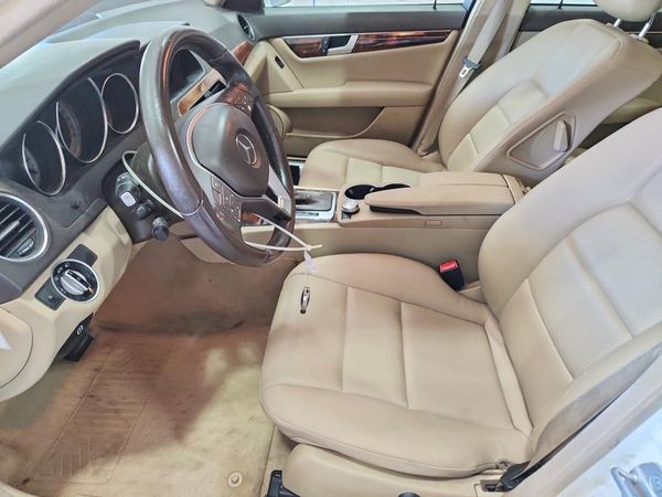 2013 MERCEDES-BENZ C C300 — DENT