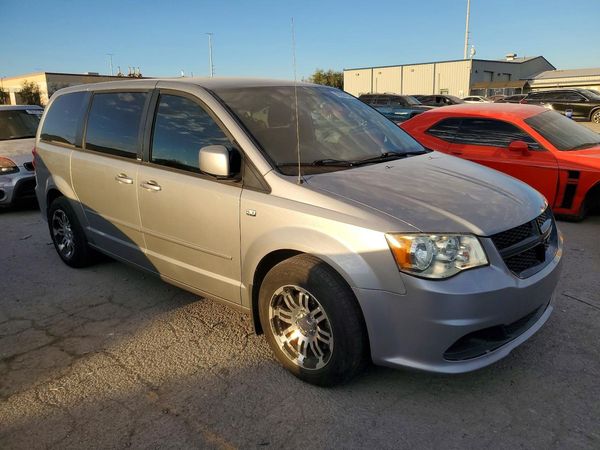 2014 DODGE GRAND CARAVAN SE — Passenger 3/4