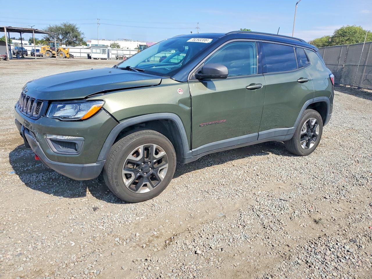 2018 JEEP COMPASS Trailhawk — Front 3/4