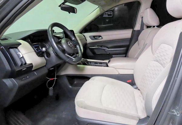 2022 NISSAN PATHFINDER SV