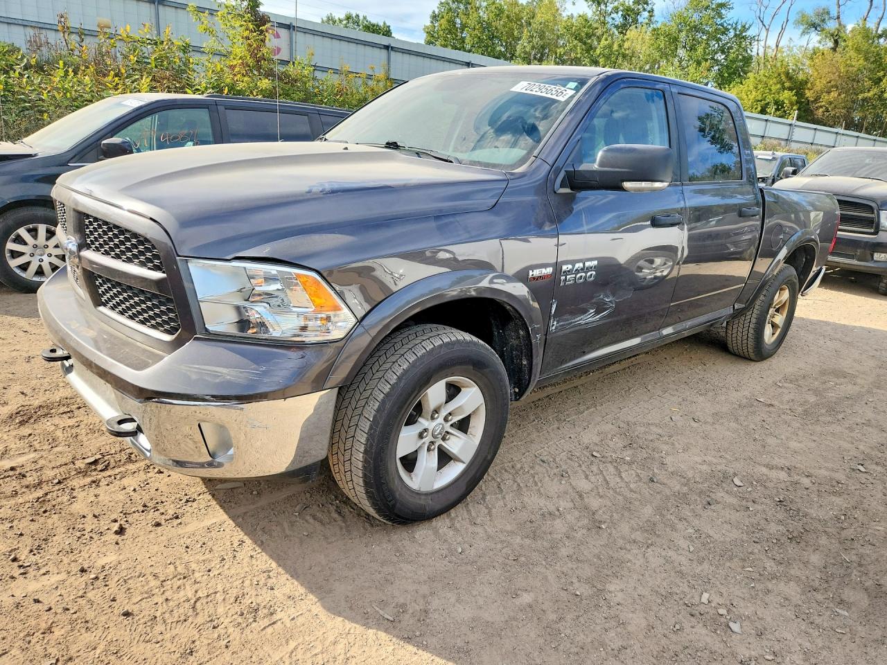 2016 RAM 1500 SLT — Front 3/4