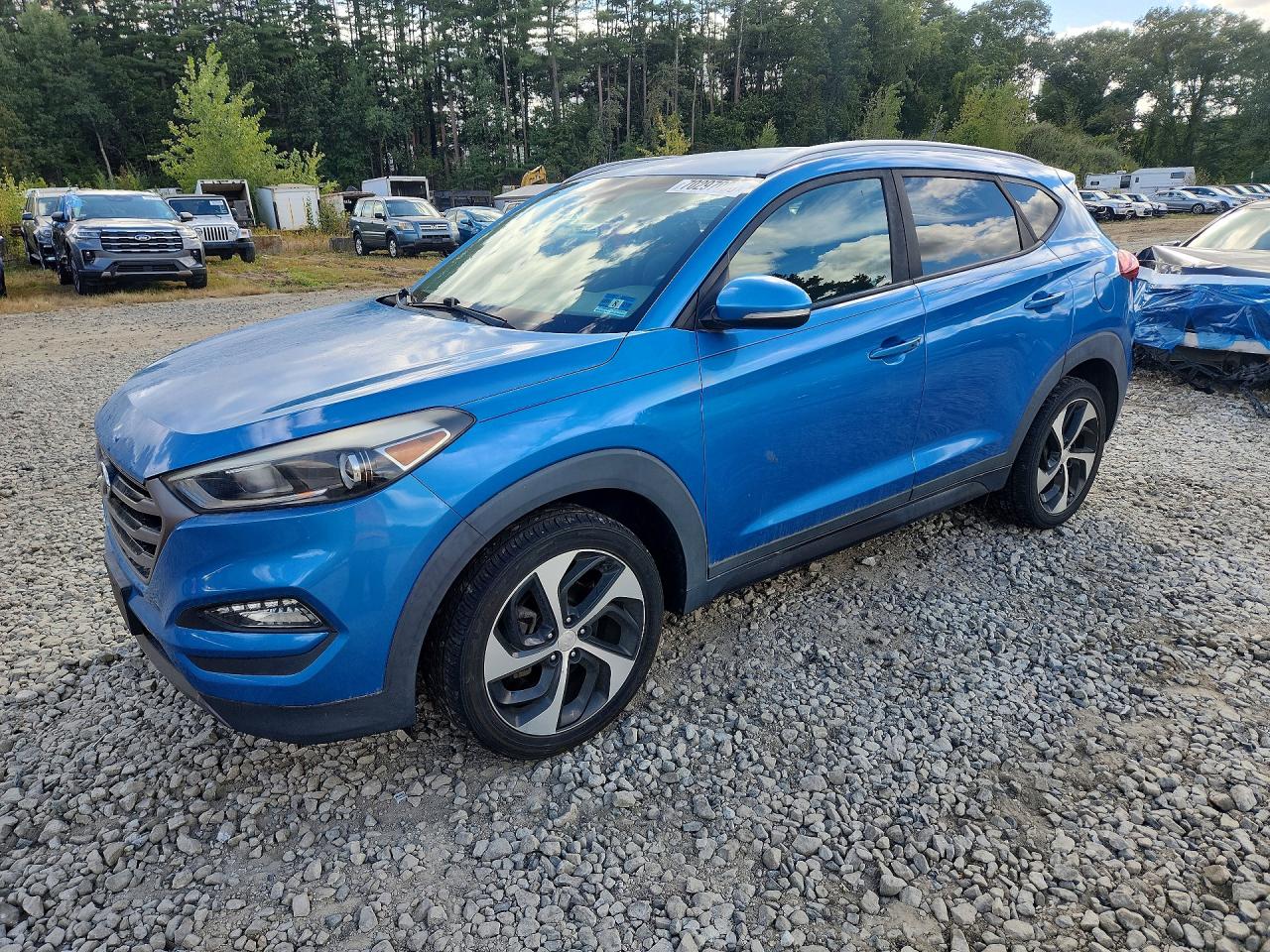 2016 HYUNDAI TUCSON — Front 3/4