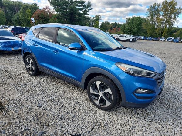 2016 HYUNDAI TUCSON — Passenger 3/4