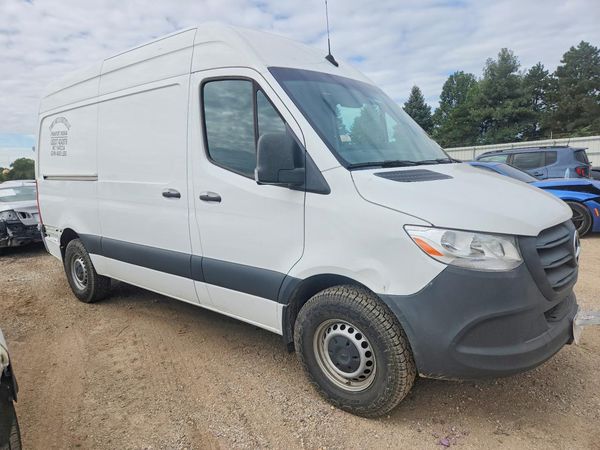 2023 MERCEDES-BENZ SPRINTER 907 (VS30) — Passenger 3/4