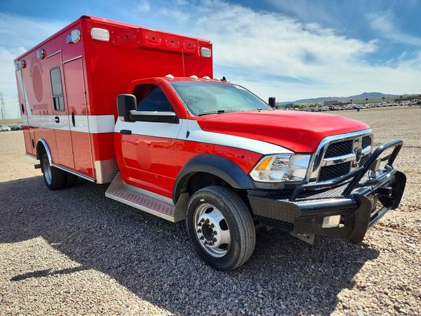 2018 RAM 4500 REG CAB CHASSIS — Passenger 3/4
