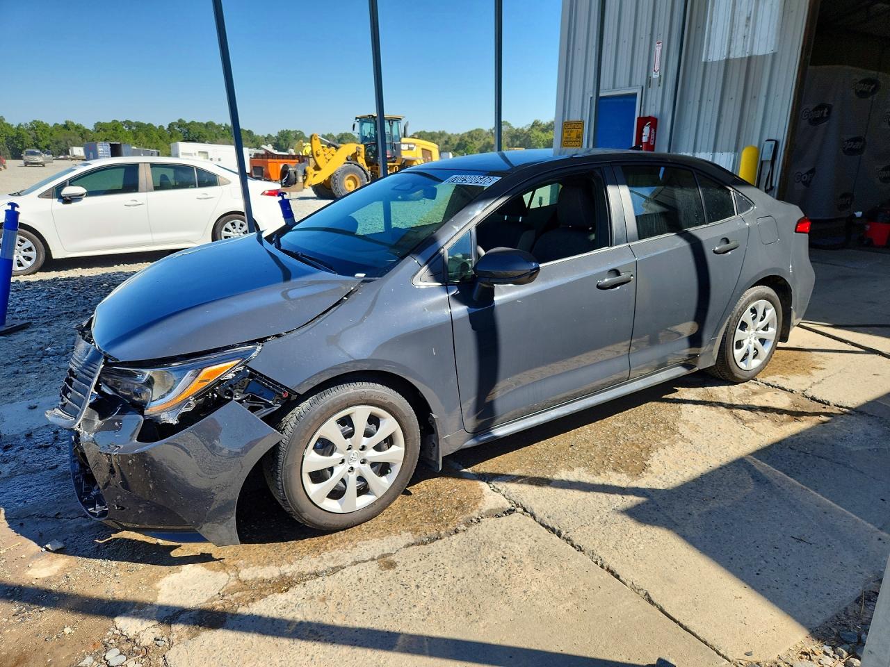 2026 TOYOTA COROLLA LE — Front 3/4