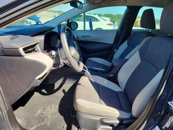 2026 TOYOTA COROLLA LE — DENT