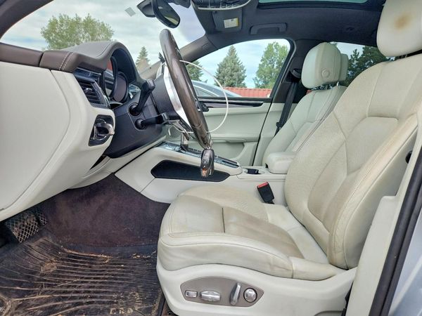 2015 PORSCHE MACAN — DENT