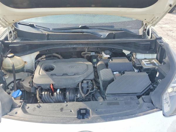 2020 KIA SPORTAGE LX — Engine bay
