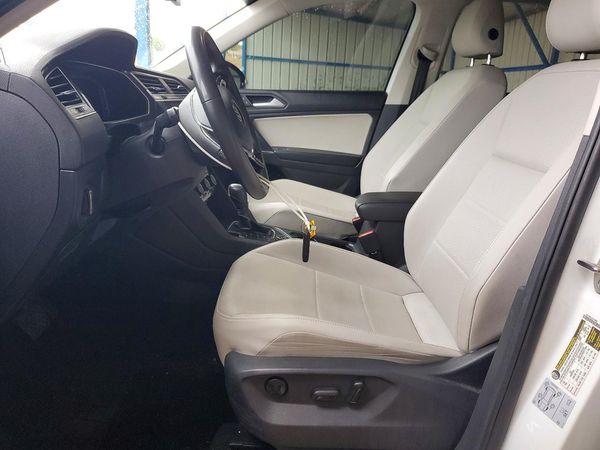 2020 VOLKSWAGEN TIGUAN 4Motion SE, 4Motion SEL — DENT