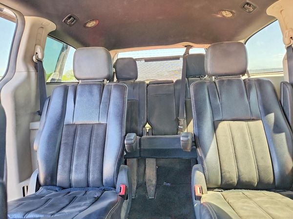 2019 DODGE GRAND CARAVAN SXT — SUVN