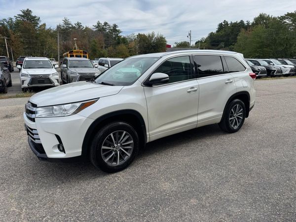 2017 TOYOTA HIGHLANDER